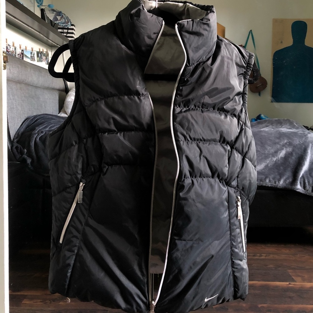 Nike down puffer vest